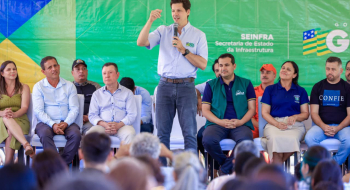 Daniel Vilela entrega 36 casas em Santa Rita do Novo Destino